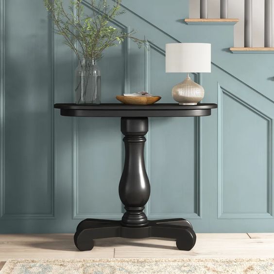Trang trí cầu thang với console table