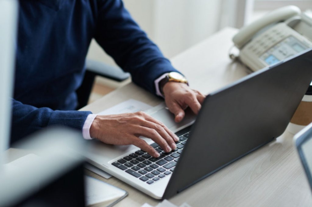 Tìm hiểu các ý kiến online cần có sự chọn lọc