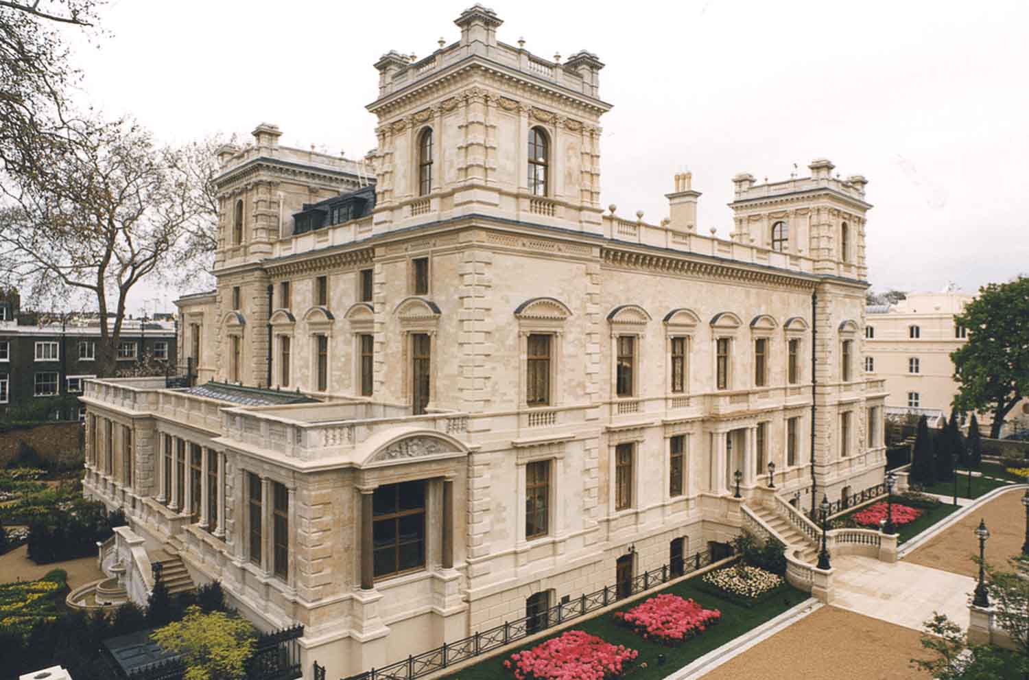 Kensington Palace Gardens xây dựng theo phong cách Thổ Nhĩ Kỳ