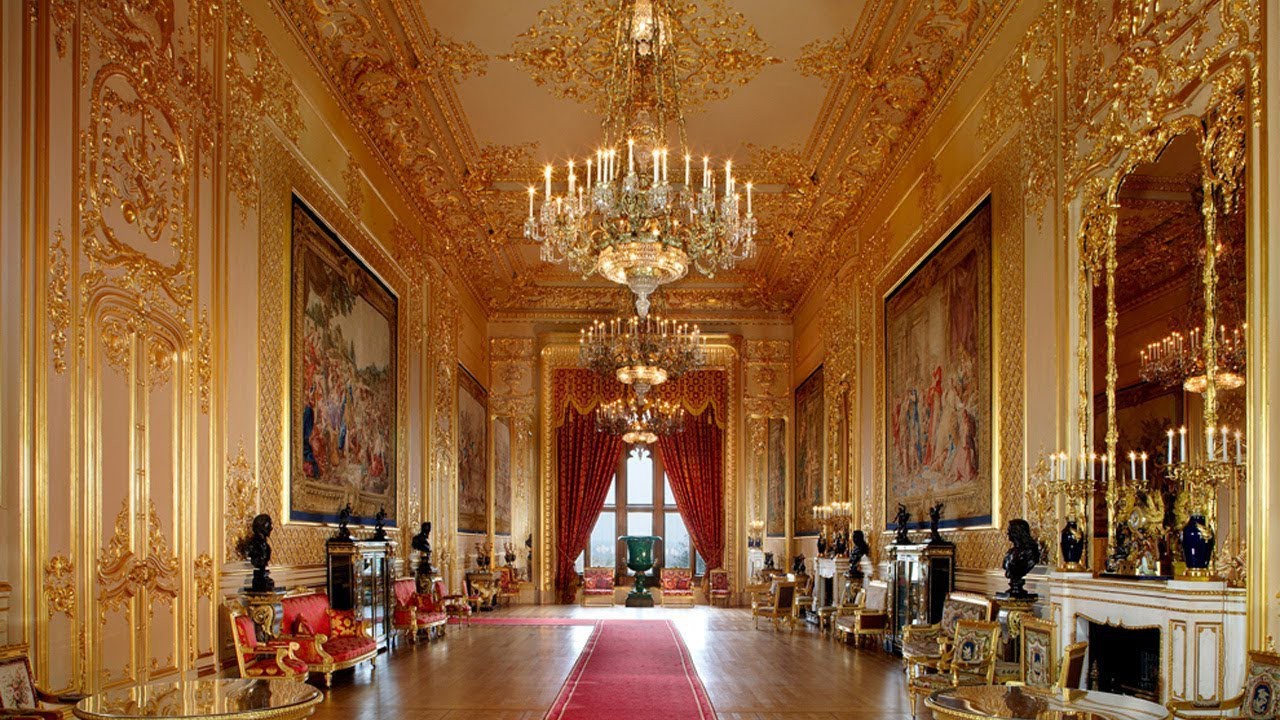 Nội thất cổ điển trong cung điện Buckingham