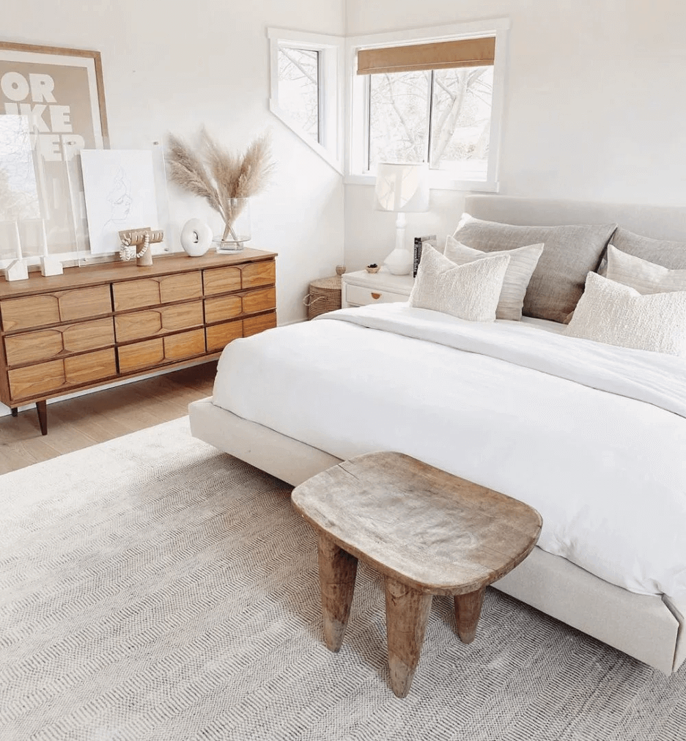Decor mẫu phòng ngủ màu trắng đẹp với màu gỗ tự nhiên