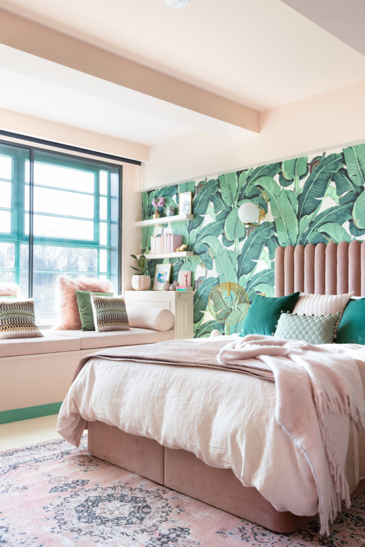 Trang trí phòng ngủ màu xanh lá cây nhiệt đới