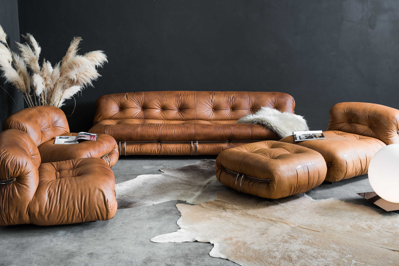 Ghế sofa đẹp cho phòng khách bằng da thật thường sử dụng chất liệu da bò từ Ý