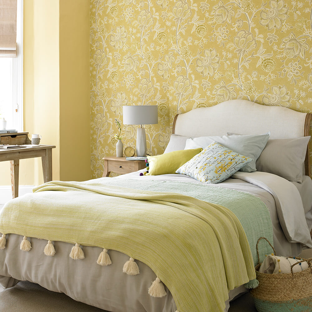 phòng ngủ màu vàng pastel giấy dán tường