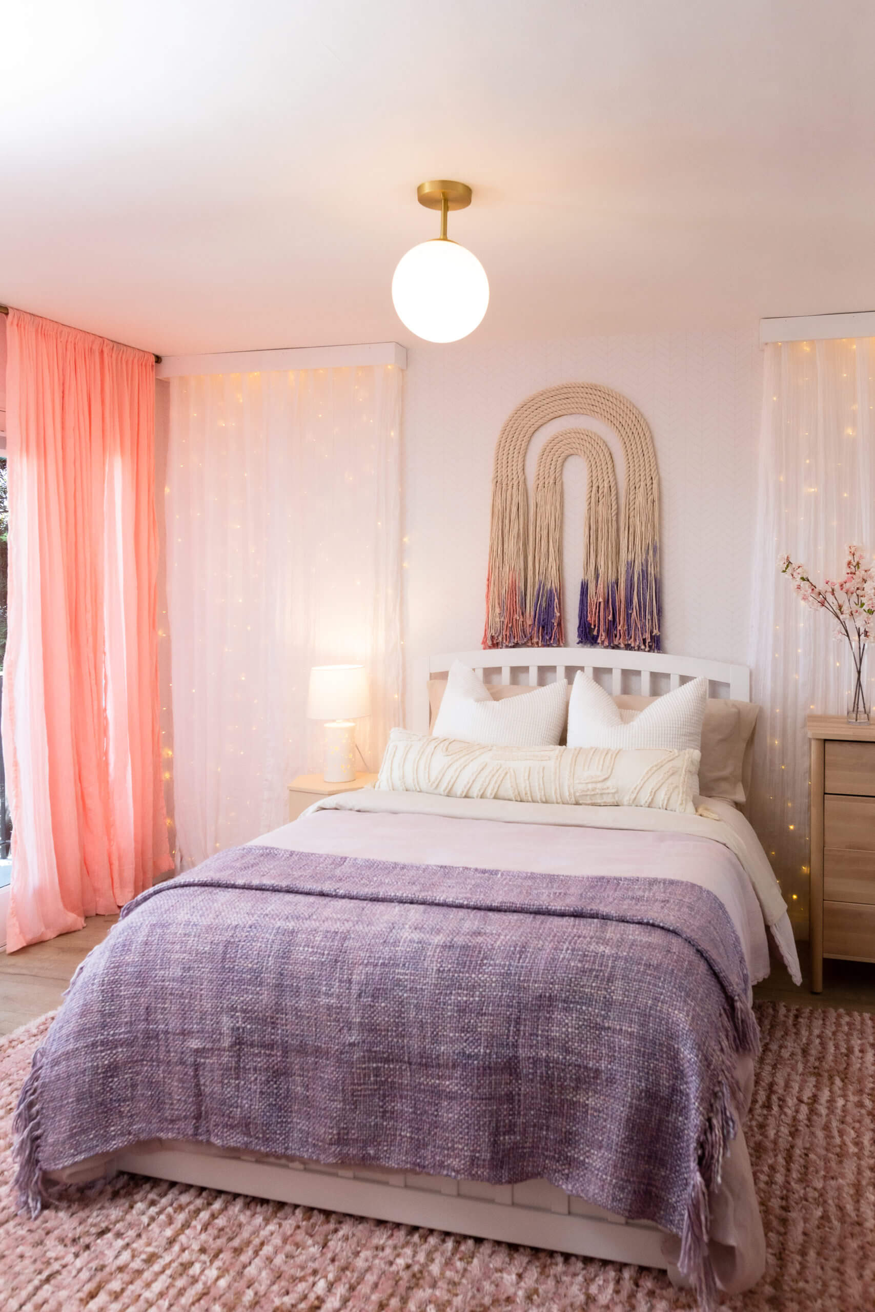 Trang trí phòng ngủ màu tím hồng đẹp