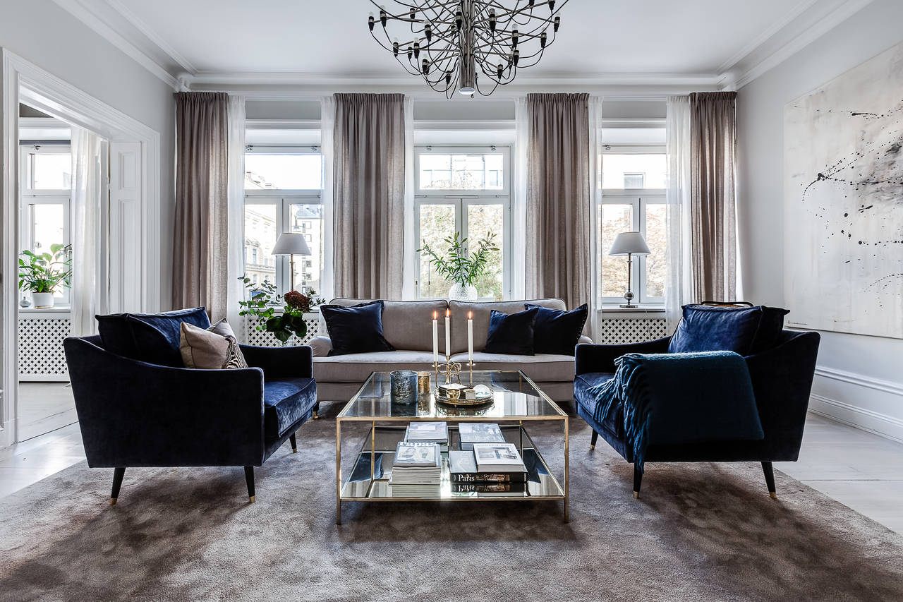 Mẫu phòng khách màu xanh dương thu hút trong phong cách Modern Classic