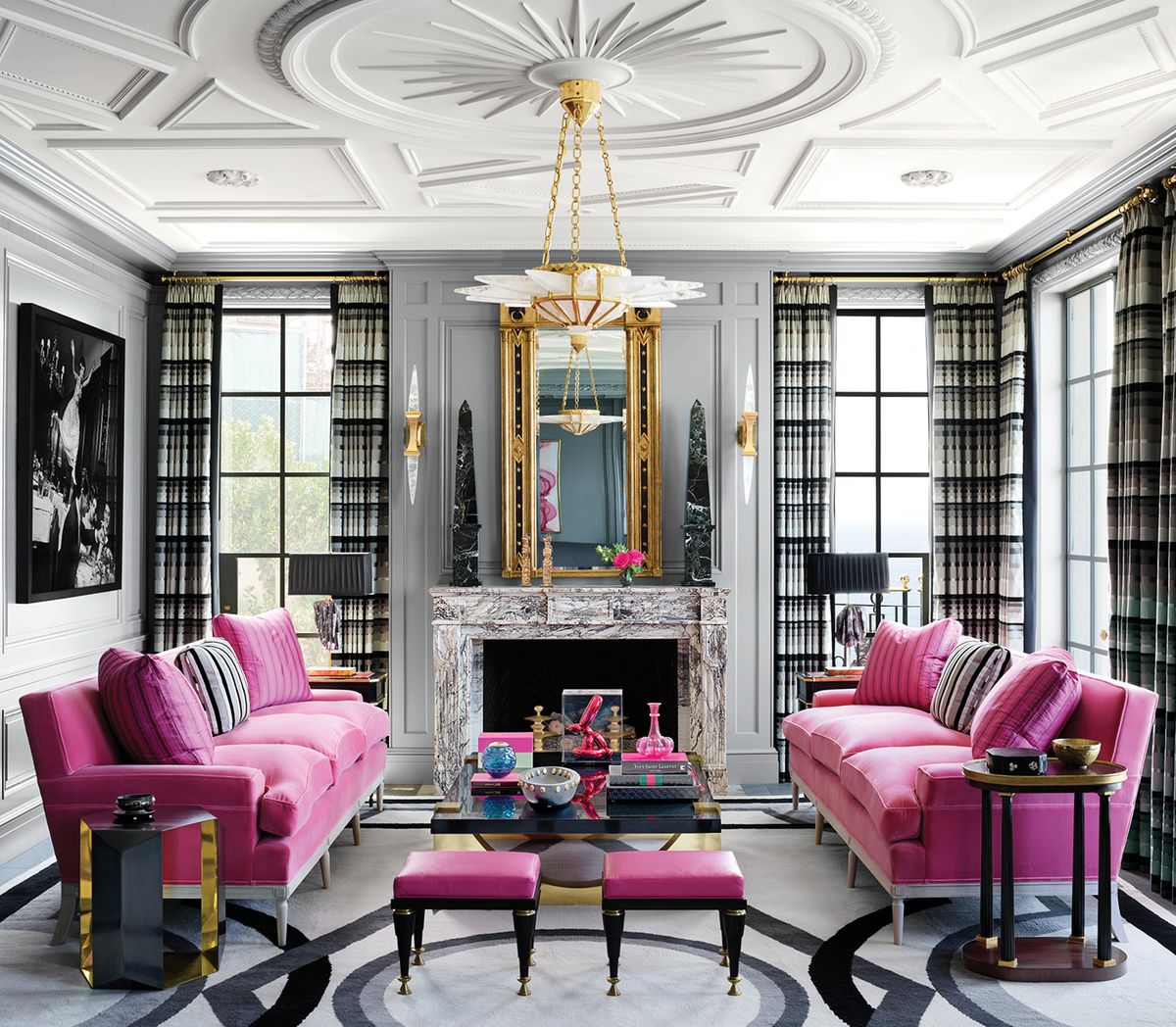 sofa phòng khách màu hồng Modern Classic