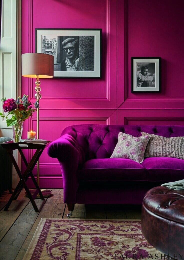 phòng khách màu hồng rực